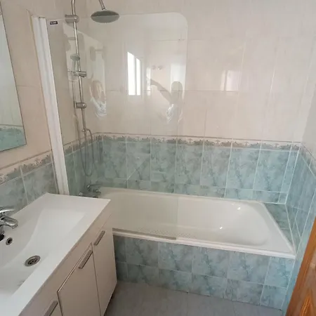 Lovely Penthouse In Front Of The With Free Parking *