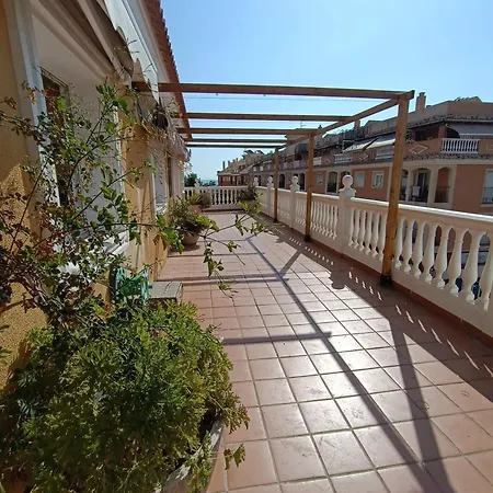 Lovely Penthouse In Front Of The With Free Parking Malaga