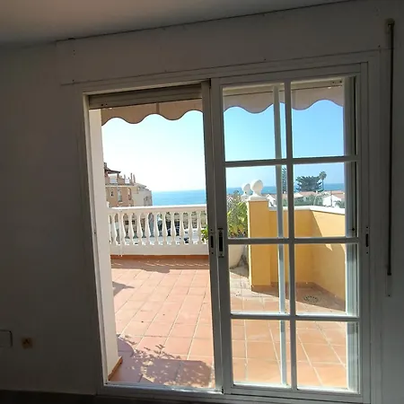 Apartment Lovely Penthouse In Front Of The With Free Parking *